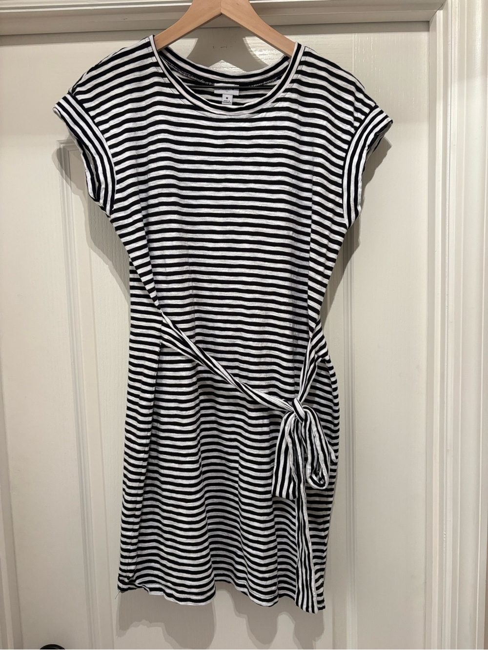 Womenβs J.Crew Factory Short-Sleeve Striped Tie-Waist T-Shirt Dress size M